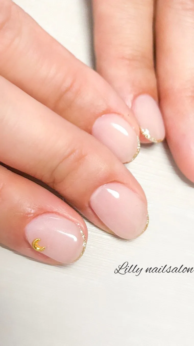 【シンプルネイルで幸福度UP🌟】Lilly nail sal...