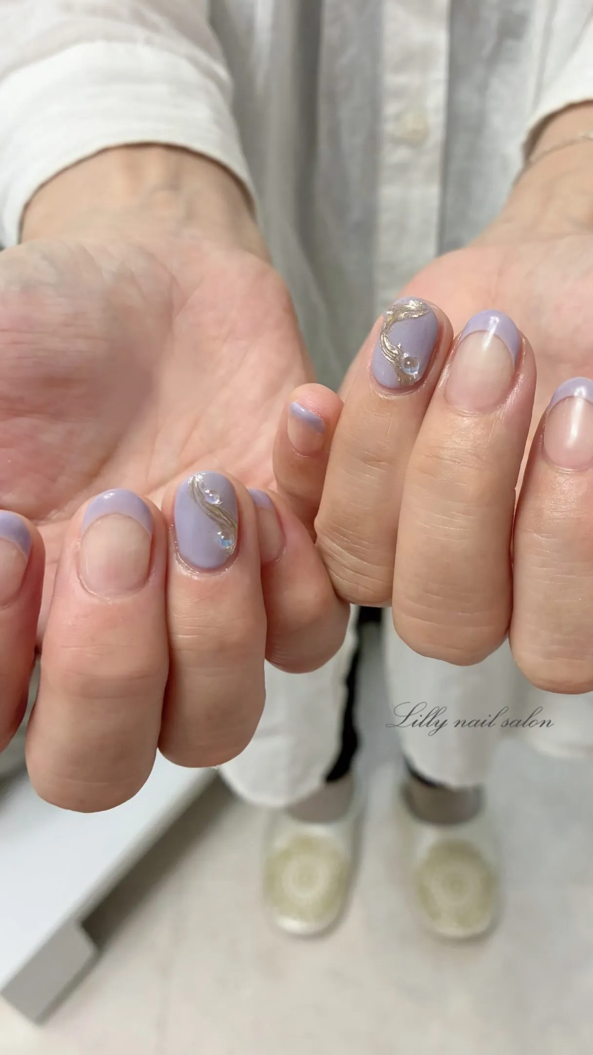 【くすみラベンダー×フレンチ💜 】Lilly nail sa...
